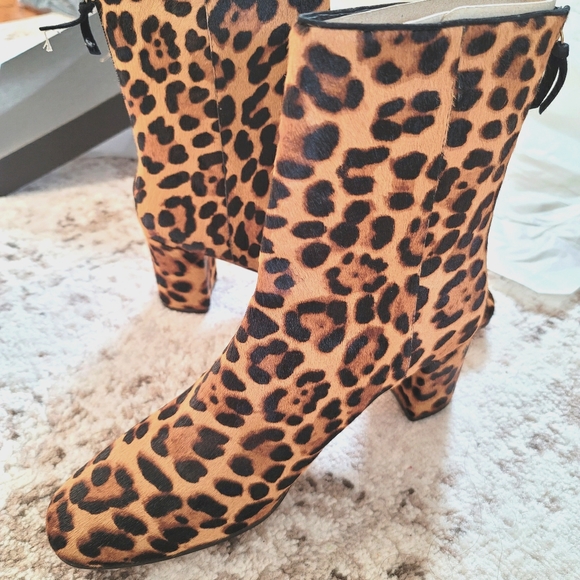 🆕️ J Crew Willa Calf Hair Ankle Boots Leopard - Picture 4 of 8